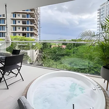 2 Dormitorios Con Jacuzzi Frente A Playa Morros